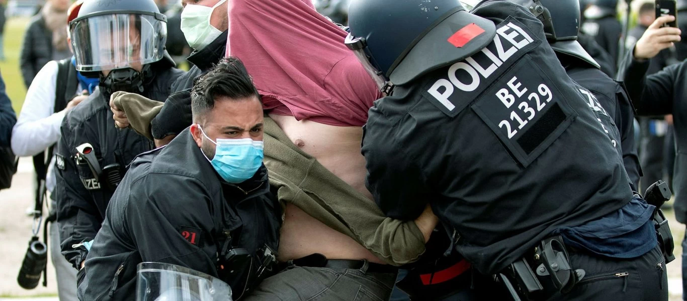 Εξαπλώνονται στην Γερμανία οι διαδηλώσεις κατά των μέτρων του κορωνοϊού; Νέα συγκέντρωση στην Στουτγάρδη